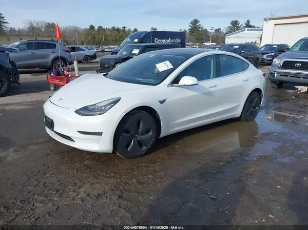 5YJ3E1EA2KF401205 2019 TESLA MODEL 3 - Image 2