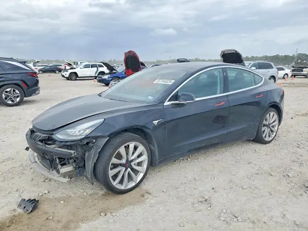 5YJ3E1EA2KF407425 2019 TESLA MODEL 3 - Image 1