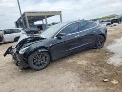 5YJ3E1EA2KF409935 2019 TESLA MODEL 3