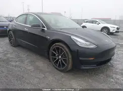 5YJ3E1EA2KF410485 2019 TESLA MODEL 3