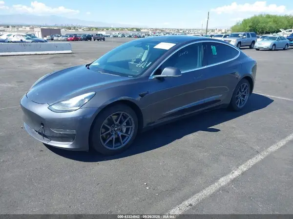 5YJ3E1EA2KF411278 2019 TESLA MODEL 3 - Image 2