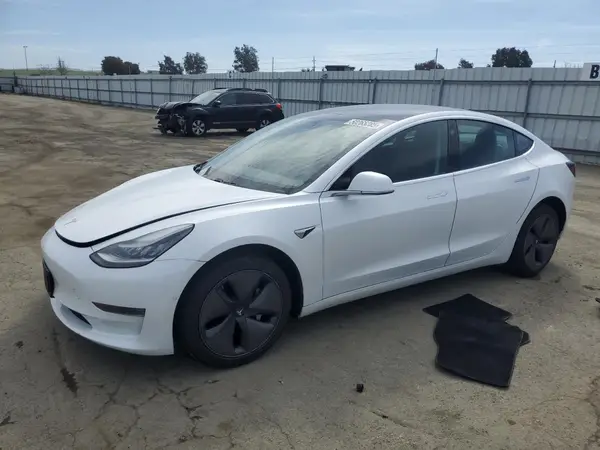 5YJ3E1EA2KF415881 2019 TESLA MODEL 3 - Image 1