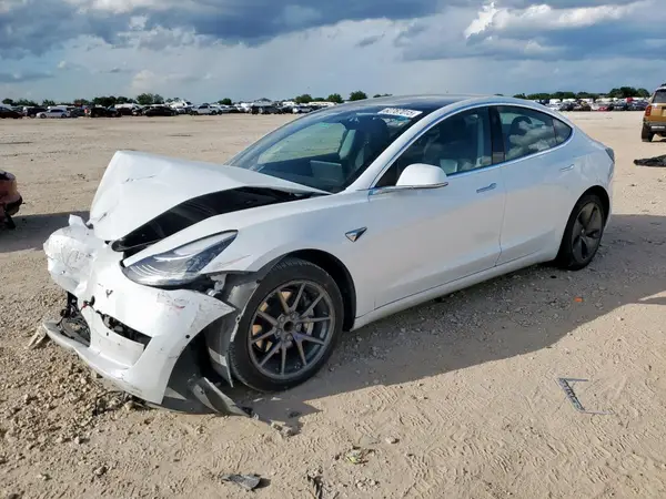 5YJ3E1EA2KF415928 2019 TESLA MODEL 3 - Image 1