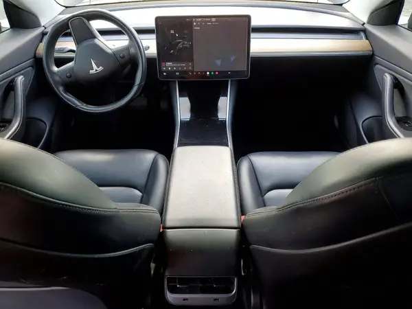 5YJ3E1EA2KF422457 2019 TESLA MODEL 3 - Image 8