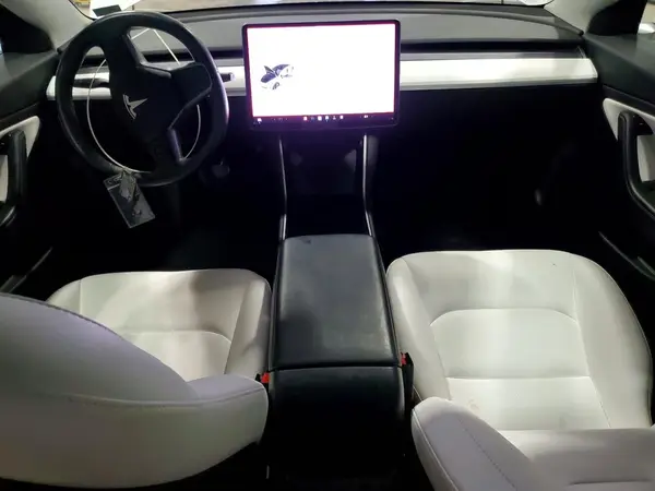 5YJ3E1EA2KF423138 2019 TESLA MODEL 3 - Image 8