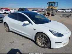 5YJ3E1EA2KF425102 2019 TESLA MODEL 3