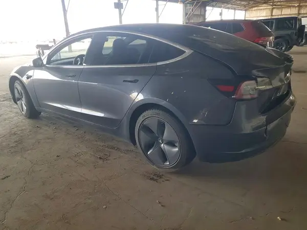 5YJ3E1EA2KF426864 2019 TESLA MODEL 3 - Image 2