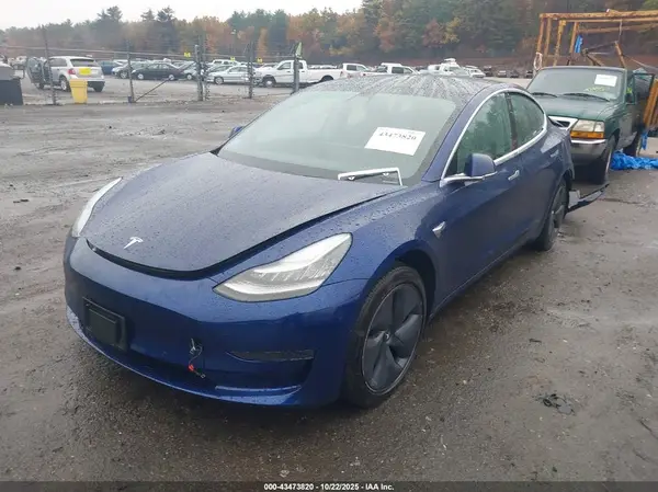 5YJ3E1EA2KF427206 2019 TESLA MODEL 3 - Image 2
