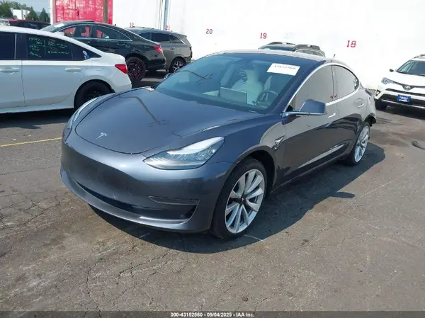 5YJ3E1EA2KF432034 2019 TESLA MODEL 3 - Image 2