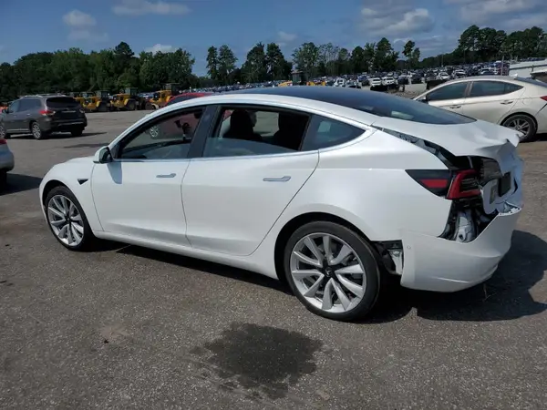5YJ3E1EA2KF466510 2019 TESLA MODEL 3 - Image 2