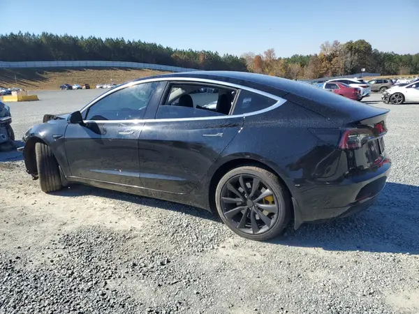 5YJ3E1EA2KF466524 2019 TESLA MODEL 3 - Image 2
