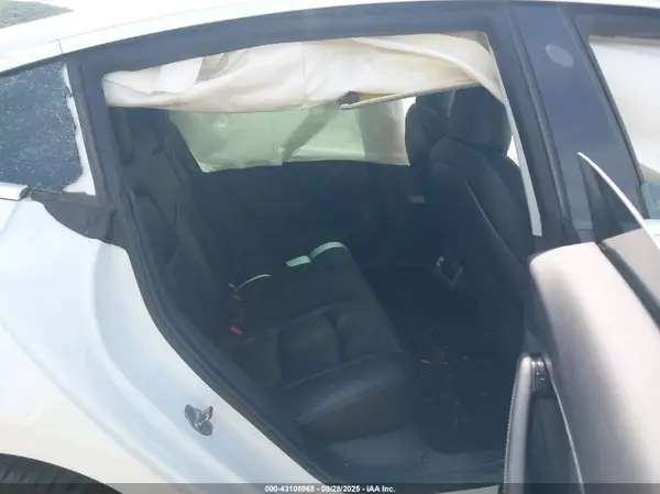 5YJ3E1EA2KF483369 2019 TESLA MODEL 3 - Image 8
