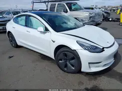 5YJ3E1EA2KF484084 2019 TESLA MODEL 3