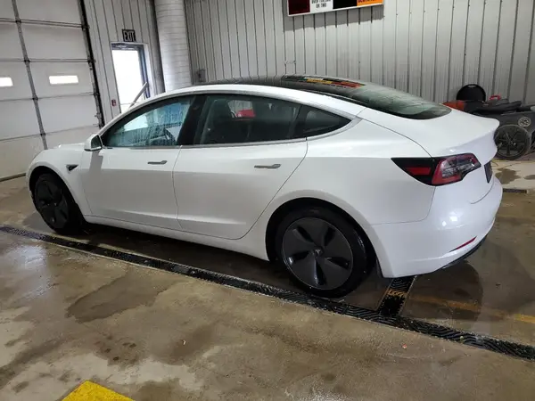 5YJ3E1EA2KF484215 2019 TESLA MODEL 3 - Image 2