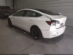 5YJ3E1EA2KF486370 2019 TESLA MODEL 3