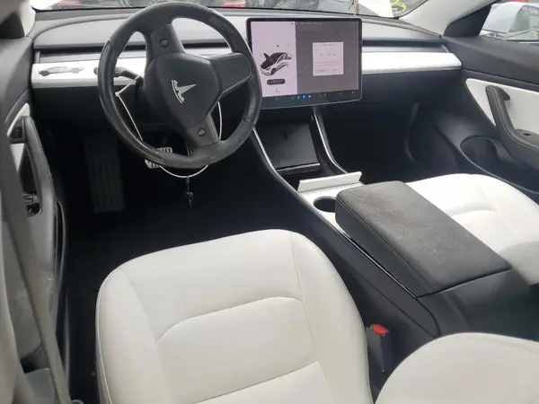 5YJ3E1EA2KF486532 2019 TESLA MODEL 3 - Image 8
