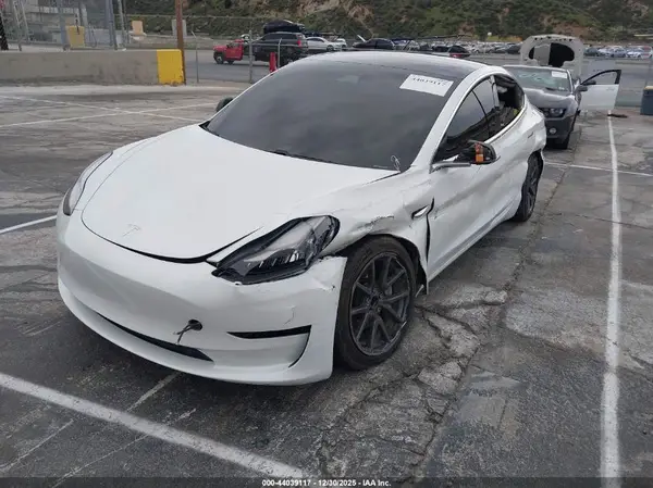 5YJ3E1EA2KF509288 2019 TESLA MODEL 3 - Image 2