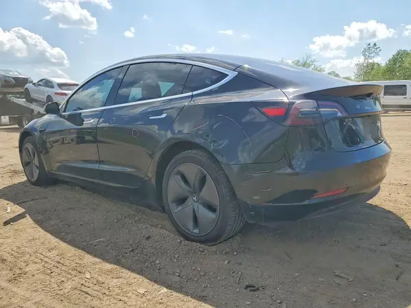 5YJ3E1EA2LF426798 2020 TESLA MODEL 3 - Image 2