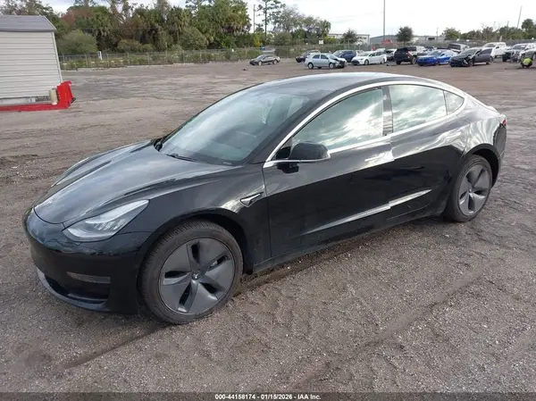 5YJ3E1EA2LF427630 2020 TESLA MODEL 3 - Image 2