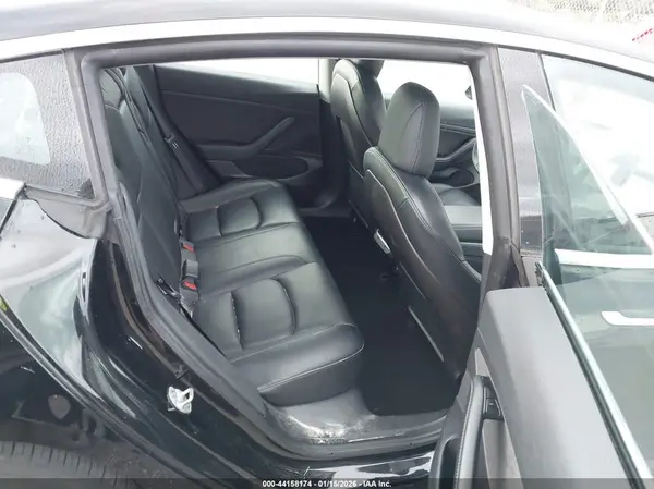 5YJ3E1EA2LF427630 2020 TESLA MODEL 3 - Image 8