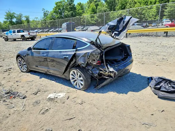 5YJ3E1EA2LF590813 2020 TESLA MODEL 3 - Image 2
