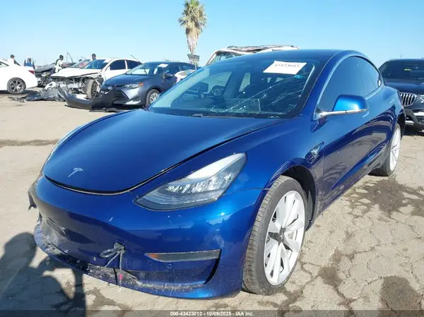 5YJ3E1EA2LF590858 2020 TESLA MODEL 3 - Image 2