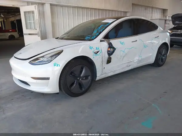 5YJ3E1EA2LF591072 2020 TESLA MODEL 3 - Image 2
