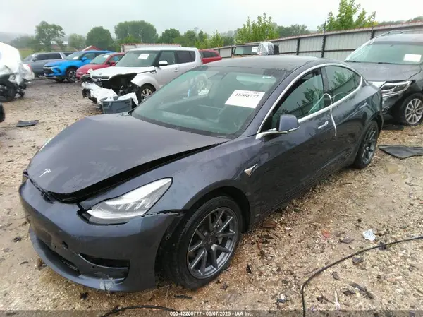 5YJ3E1EA2LF611448 2020 TESLA MODEL 3 - Image 2