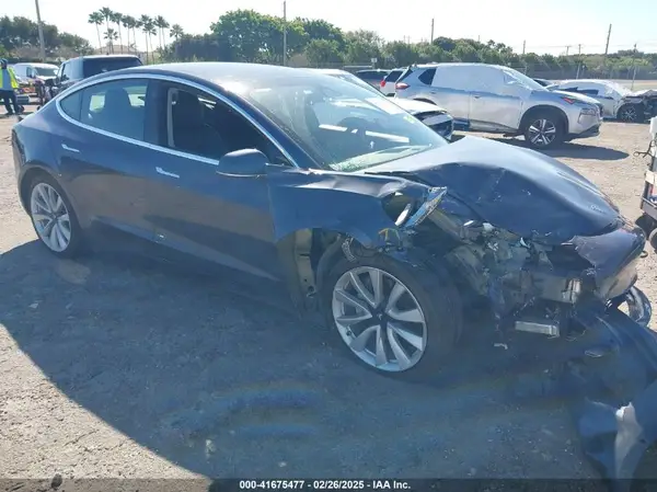 5YJ3E1EA2LF614060 2020 TESLA MODEL 3 - Image 1