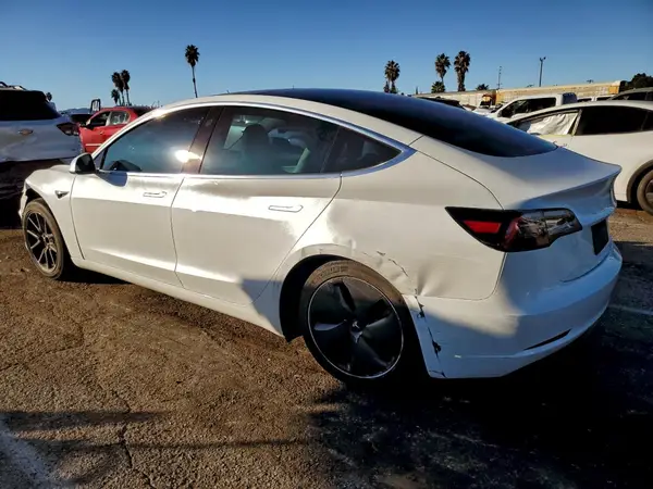 5YJ3E1EA2LF615550 2020 TESLA MODEL 3 - Image 2