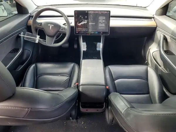 5YJ3E1EA2LF632056 2020 TESLA MODEL 3 - Image 8