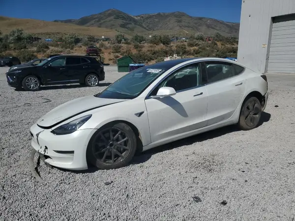 5YJ3E1EA2LF632669 2020 TESLA MODEL 3 - Image 1