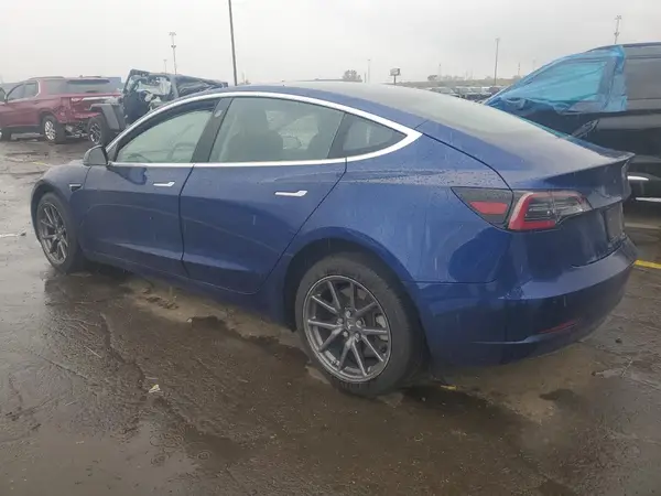 5YJ3E1EA2LF644692 2020 TESLA MODEL 3 - Image 2