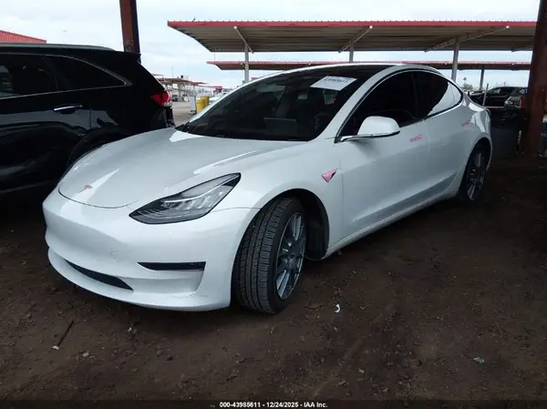 5YJ3E1EA2LF645180 2020 TESLA MODEL 3 - Image 2