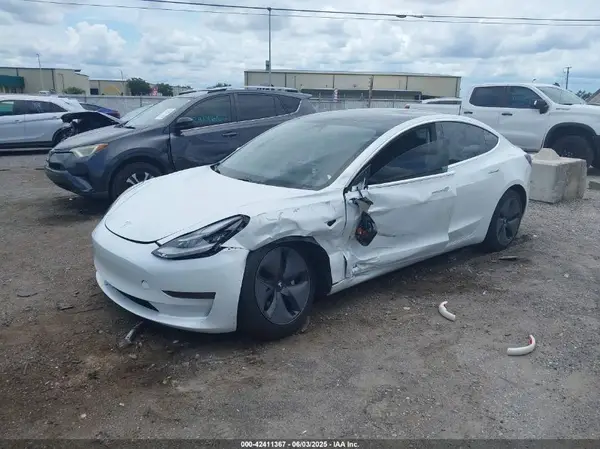 5YJ3E1EA2LF659760 2020 TESLA MODEL 3 - Image 2