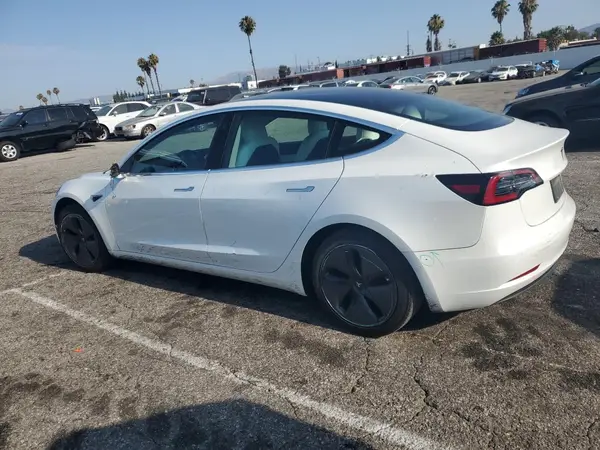 5YJ3E1EA2LF709976 2020 TESLA MODEL 3 - Image 2