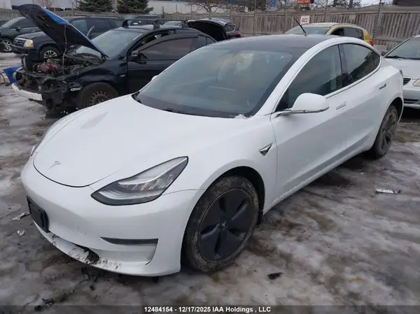5YJ3E1EA2LF715616 2020 TESLA MODEL 3 - Image 2