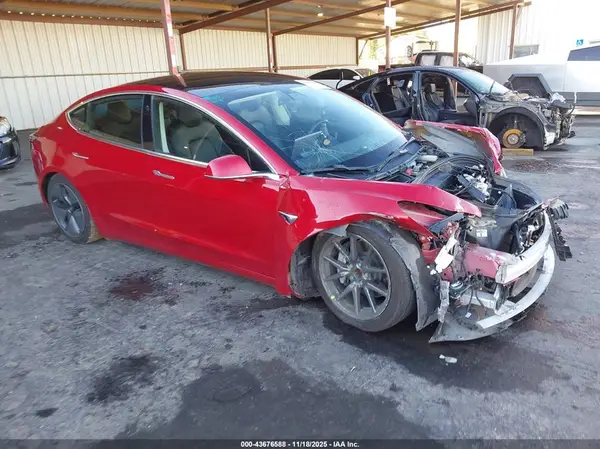 5YJ3E1EA2LF718774 2020 TESLA MODEL 3 - Image 1