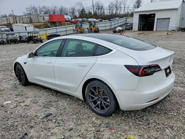 5YJ3E1EA2LF737079 2020 TESLA MODEL 3 - Image 2