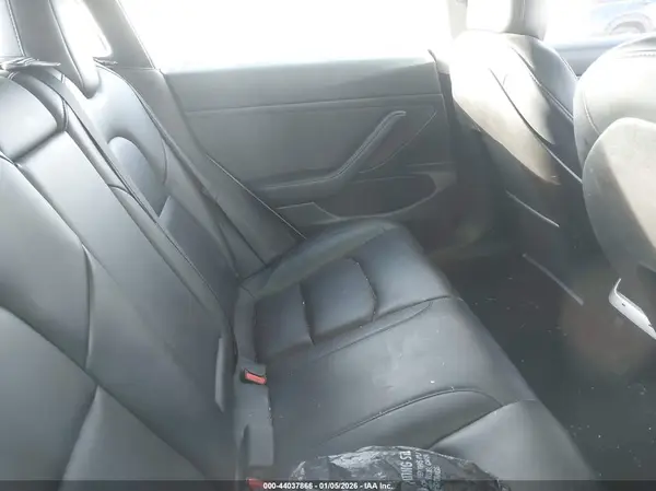 5YJ3E1EA2LF738040 2020 TESLA MODEL 3 - Image 8