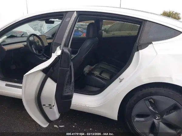 5YJ3E1EA2LF740225 2020 TESLA MODEL 3 - Image 8