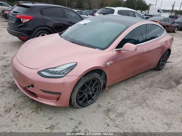 5YJ3E1EA2LF740984 2020 TESLA MODEL 3 - Image 2