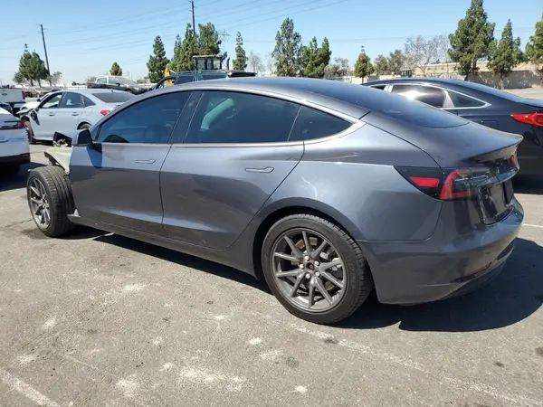 5YJ3E1EA2LF743450 2020 TESLA MODEL 3 - Image 2