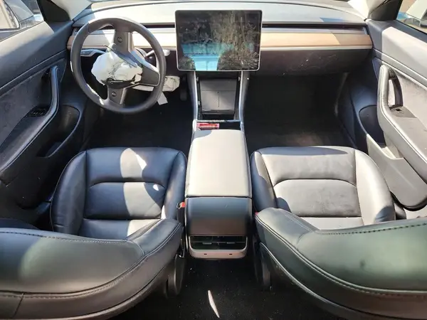 5YJ3E1EA2LF744923 2020 TESLA MODEL 3 - Image 8
