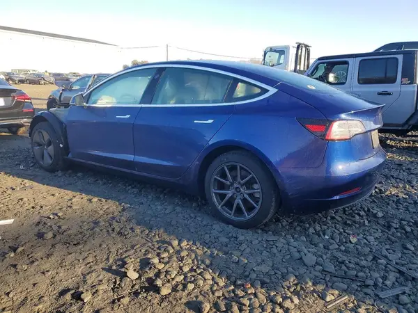 5YJ3E1EA2LF785021 2020 TESLA MODEL 3 - Image 2