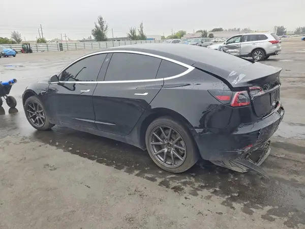 5YJ3E1EA2LF796598 2020 TESLA MODEL 3 - Image 2