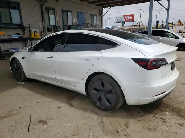 5YJ3E1EA2LF804246 2020 TESLA MODEL 3 - Image 2