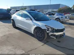 5YJ3E1EA2LF804599 2020 TESLA MODEL 3