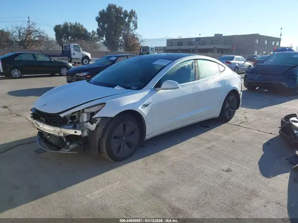 5YJ3E1EA2LF804599 2020 TESLA MODEL 3 - Image 2