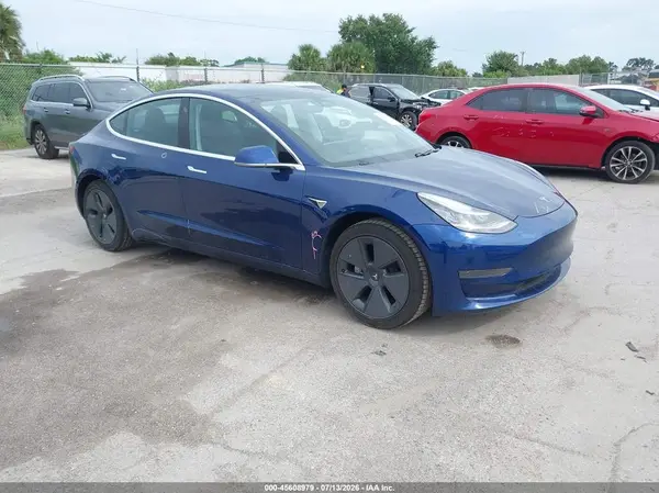 5YJ3E1EA2LF805638 2020 TESLA MODEL 3 - Image 1